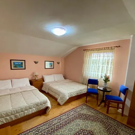 Eleni's Guest house